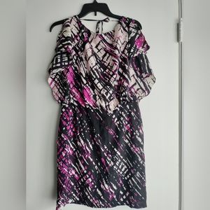 💛Flutter Cut Sleeve Jessica Simpson Dress